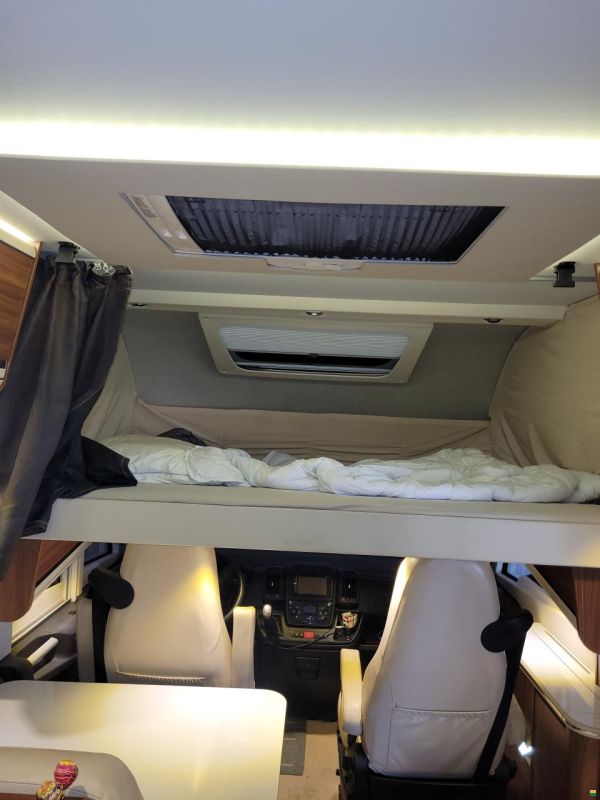 Adria Sonic Supreme I 710