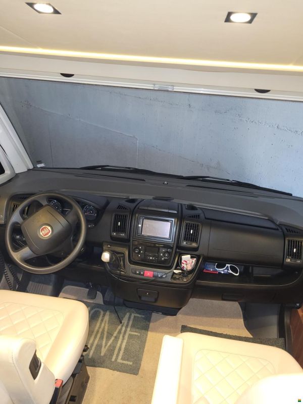 Adria Sonic Supreme I 710