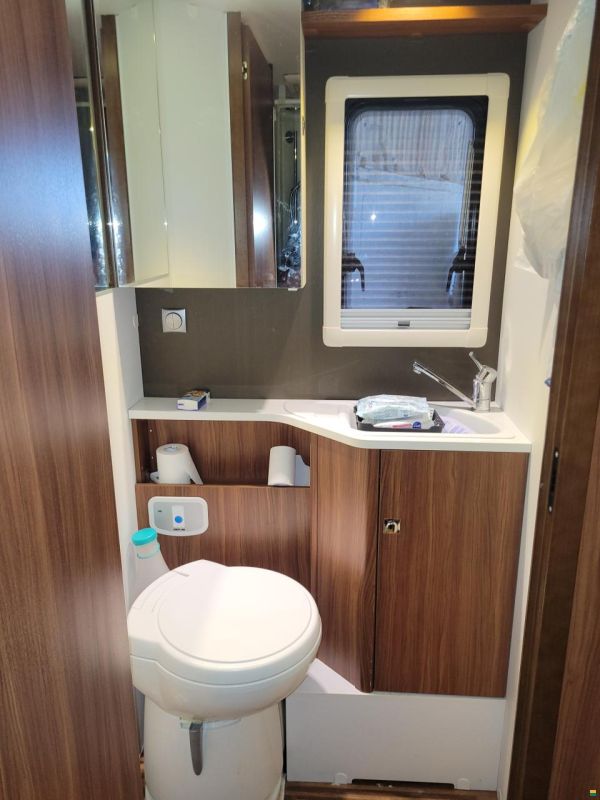 Adria Sonic Supreme I 710