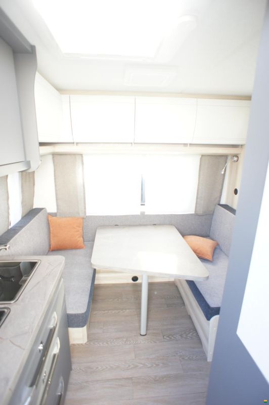 Hobby de Luxe 400 SFe