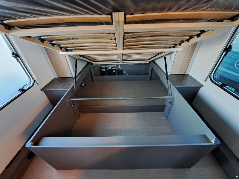 Bürstner Averso 485 TS B66