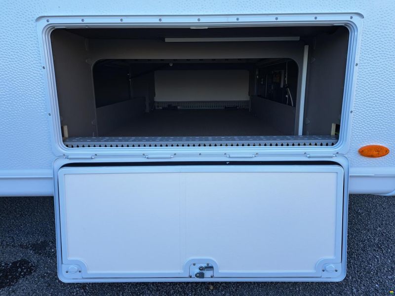 Bürstner Averso 485 TS B66