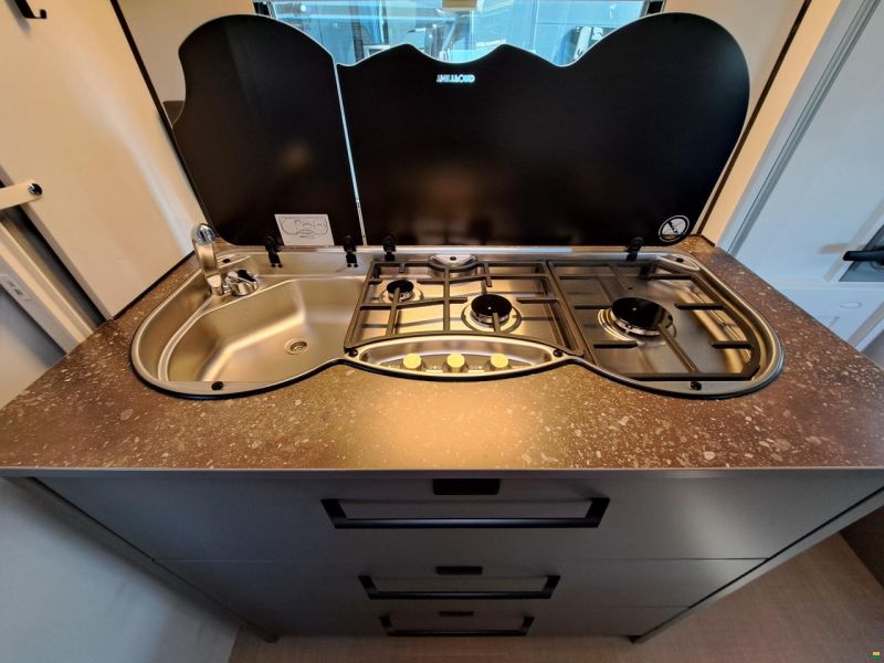 Bürstner Averso Plus 510 TK B66