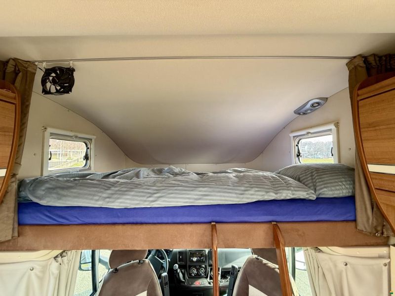 Eura Mobil TA 640 VB