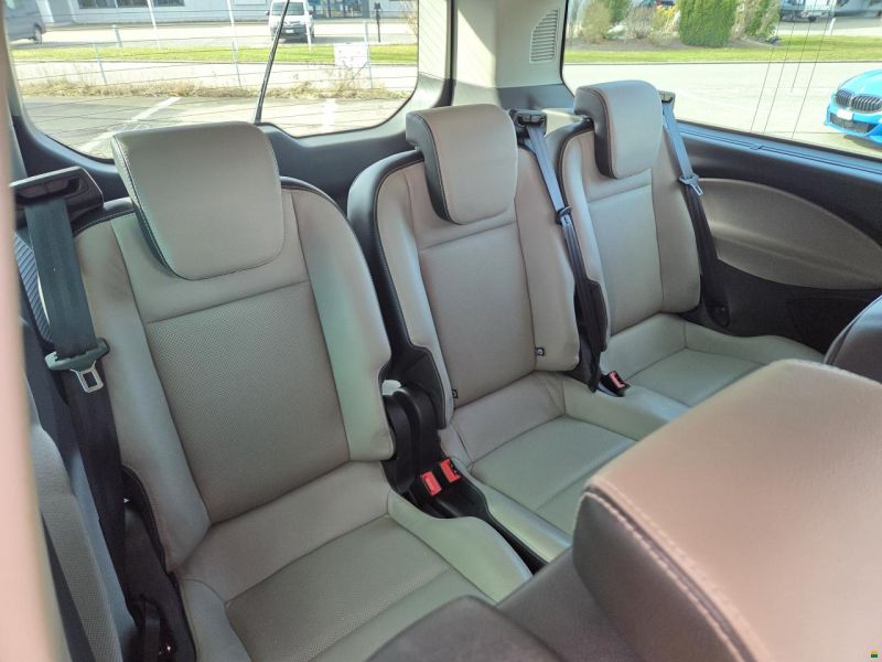 Ford Tourneo Custom 310 L2H1 Titanium