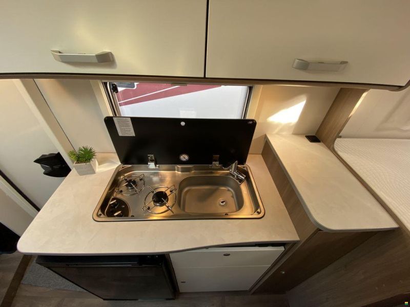 Carado V337 Pro+ Citroen Jumper 140PS Automat