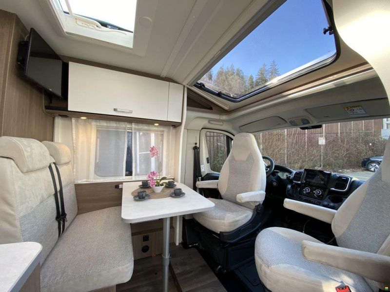 Carado V337 Pro+ Citroen Jumper 140PS Automat