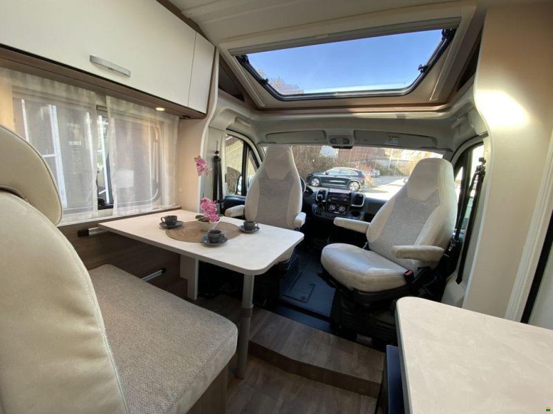 Carado V337 Pro+ Citroen Jumper 140PS Automat