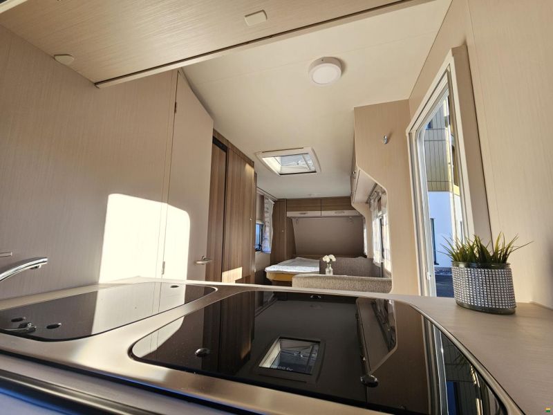 Dethleffs C joy 480 fsh mit Queensbett!