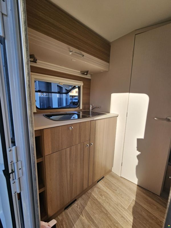 Dethleffs C joy 480 fsh mit Queensbett!