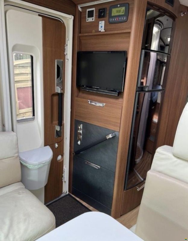 Niesmann-Bischoff Arto 76 LE