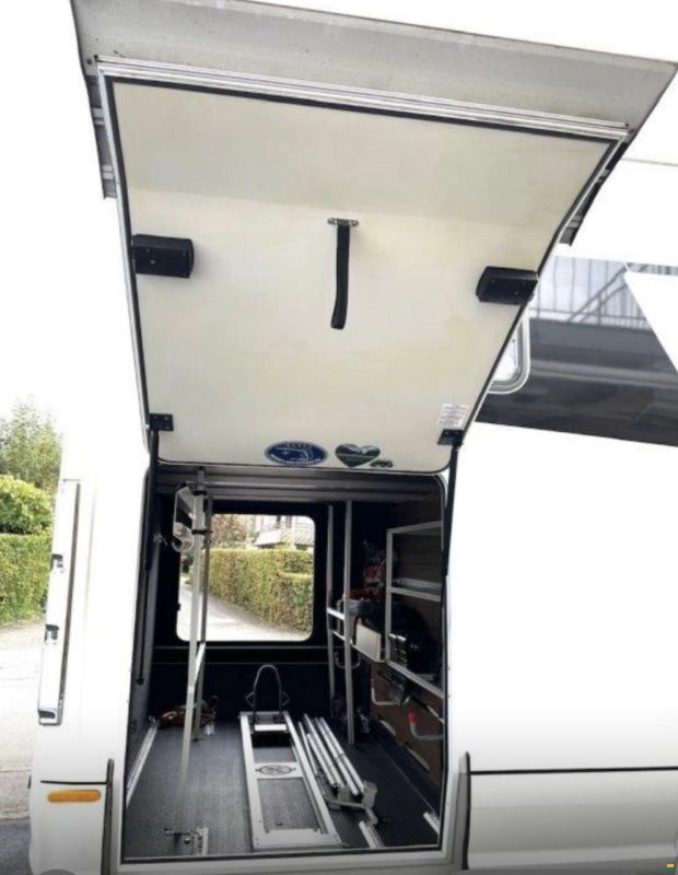 Niesmann-Bischoff Arto 76 LE