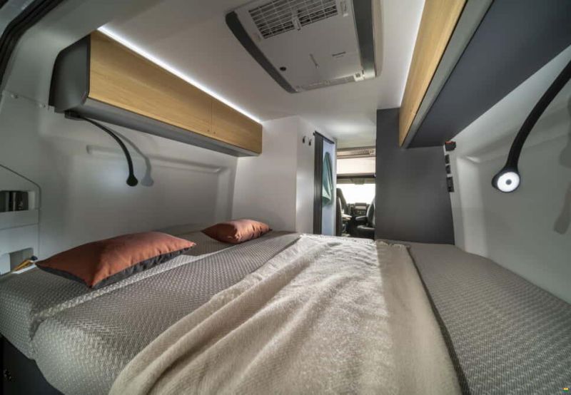 Adria SUPREME 600 SPB