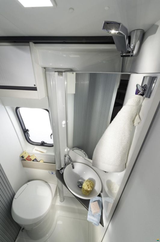 Adria TWIN SUPREME 640 SLB