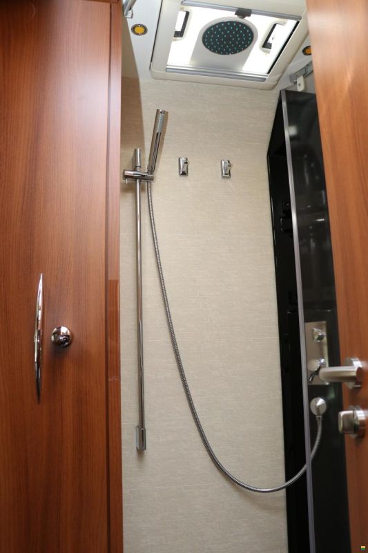 Carthago Liner for two 53