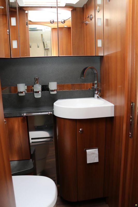 Carthago Liner for two 53