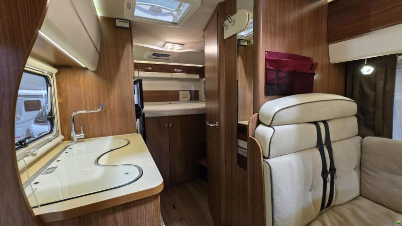 Eura Mobil "Integra Line" IL 690HB