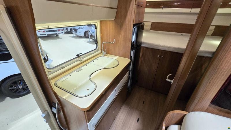 Eura Mobil "Integra Line" IL 690HB