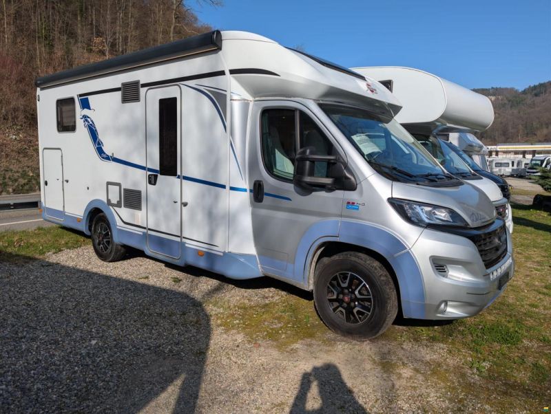 B&uuml;rstner Delfin T732