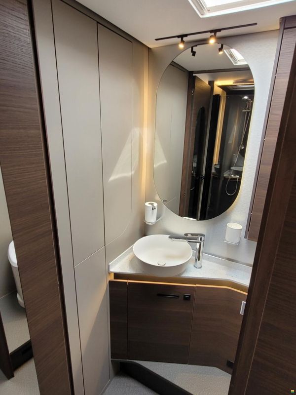 Adria Supersonic 890 LL