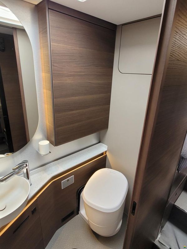 Adria Supersonic 890 LL