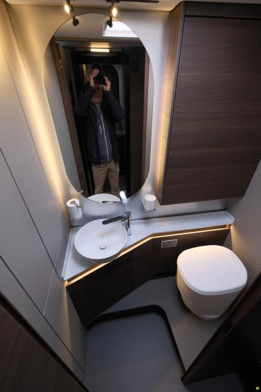 Adria Supersonic 890 LL