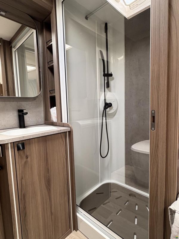 Kabe Imperial 740 TDL KS