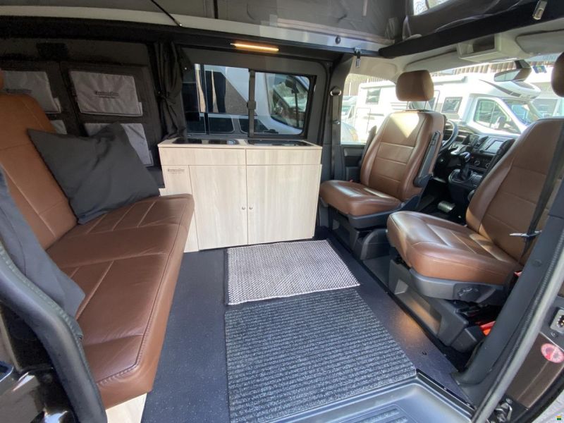 Volkswagen Custom Bus, T6 2.0TDI 199PS DSG 4M