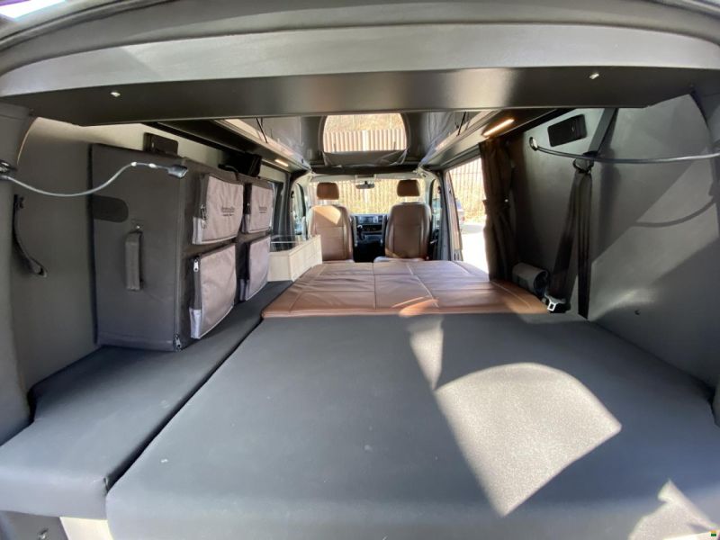 Volkswagen Custom Bus, T6 2.0TDI 199PS DSG 4M