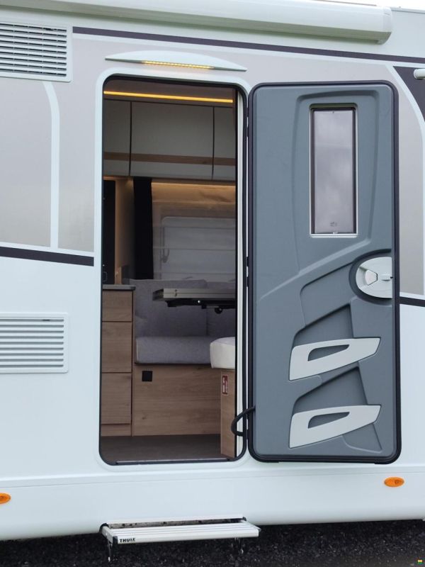 Dethleffs Just Camp Active T 7052 EBL