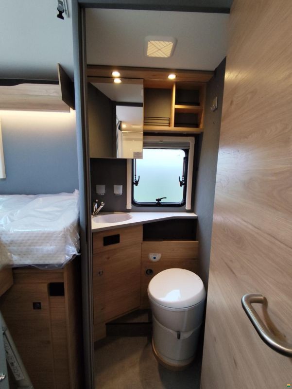 Dethleffs Just Camp Active T 7052 EBL