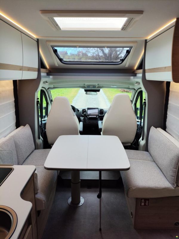 Dethleffs Just Camp Active T 7052 EBL