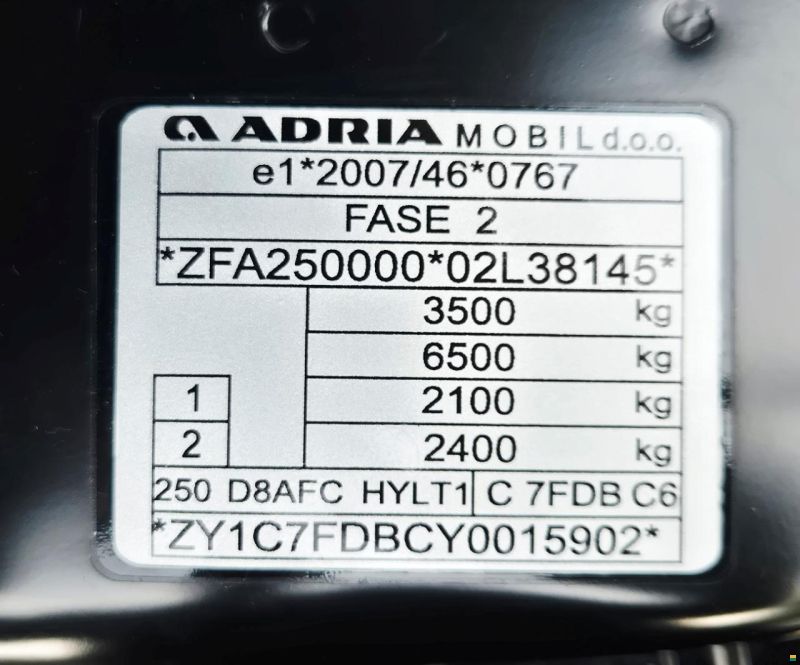 Adria 640 SGX supreme