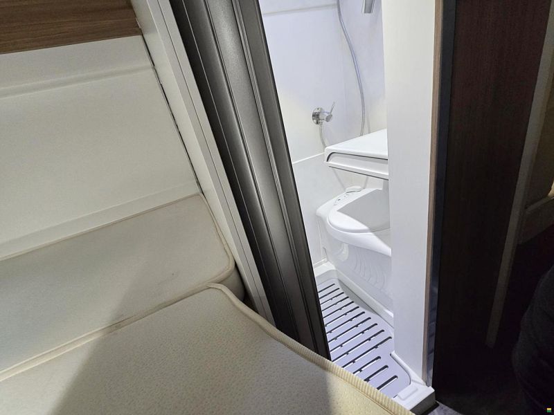 Pilote V540 G 2.2 AUTOMAT MJ 140