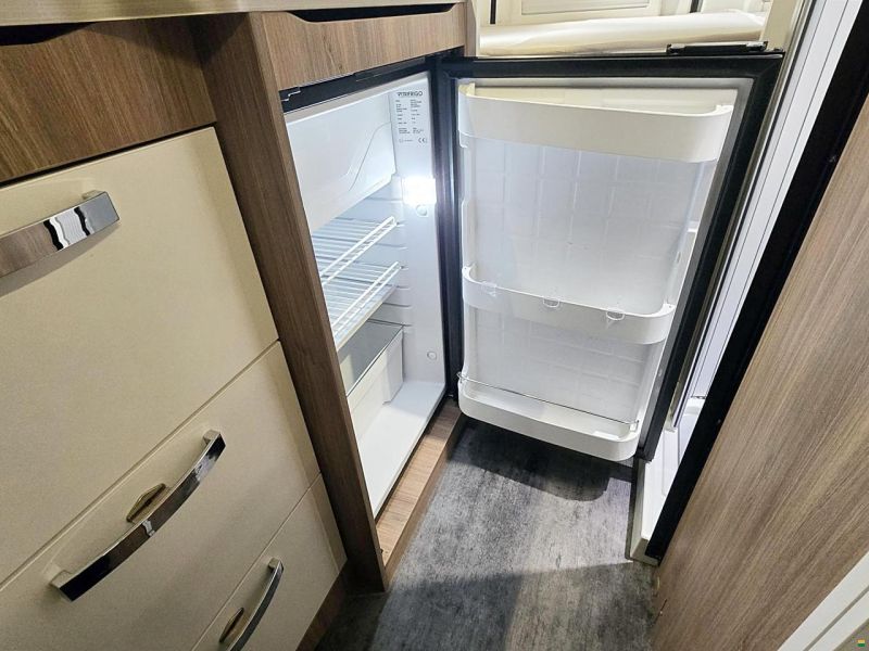 Pilote V540 G 2.2 AUTOMAT MJ 140