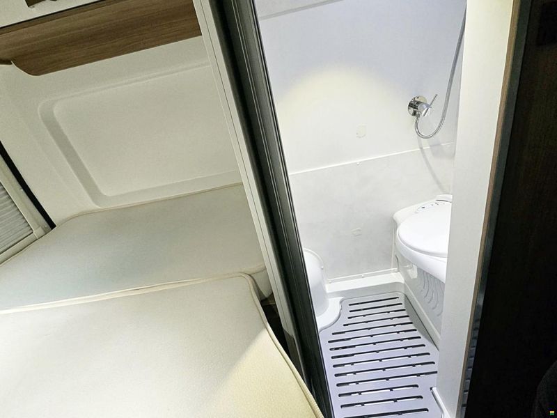 Pilote V540 G 2.2 AUTOMAT MJ 140