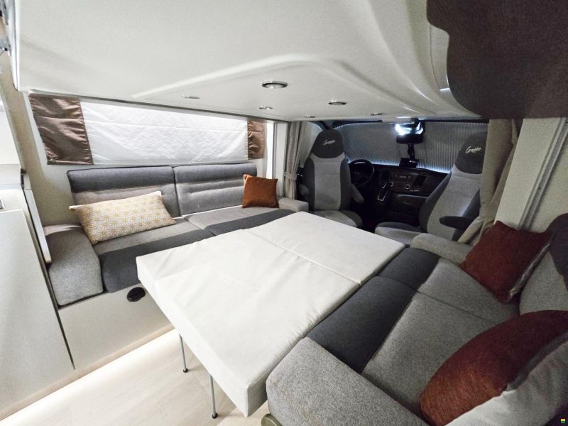 Challenger 260 GRAPHITE EDITION 2.0 TDCI AUTOMAT