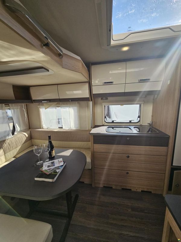 Bürstner Averso Plus 510ts mit Hubbett, Mover!