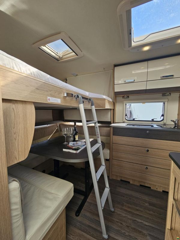 Bürstner Averso Plus 510ts mit Hubbett, Mover!