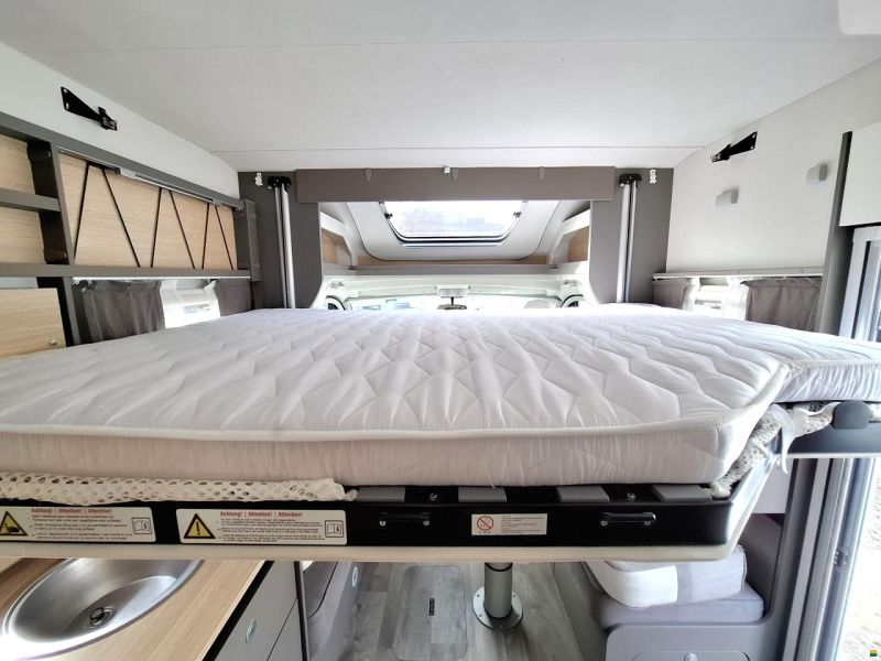 LMC Tourer H720 lift