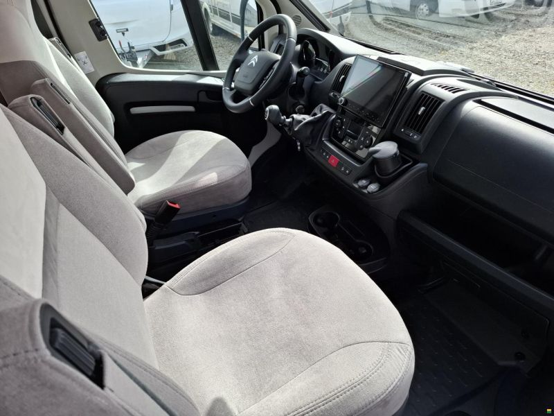 LMC Tourer H720 lift