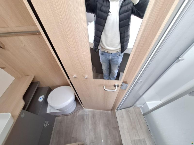 LMC Tourer H720 lift