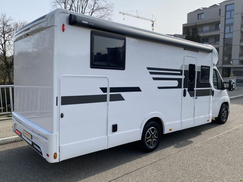 Roller Team Zefiro 287TL, Fiat 2.2MJ 180PS Automat