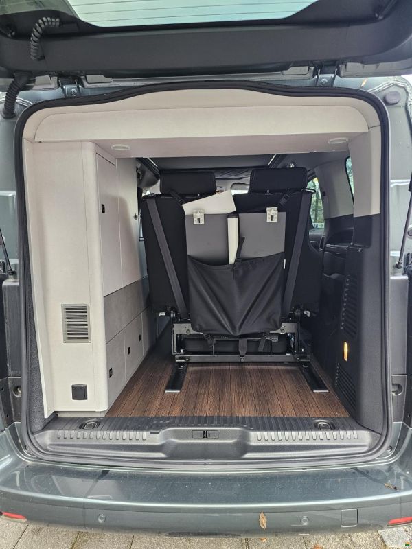 Pössl Campster 180 PS EAT8