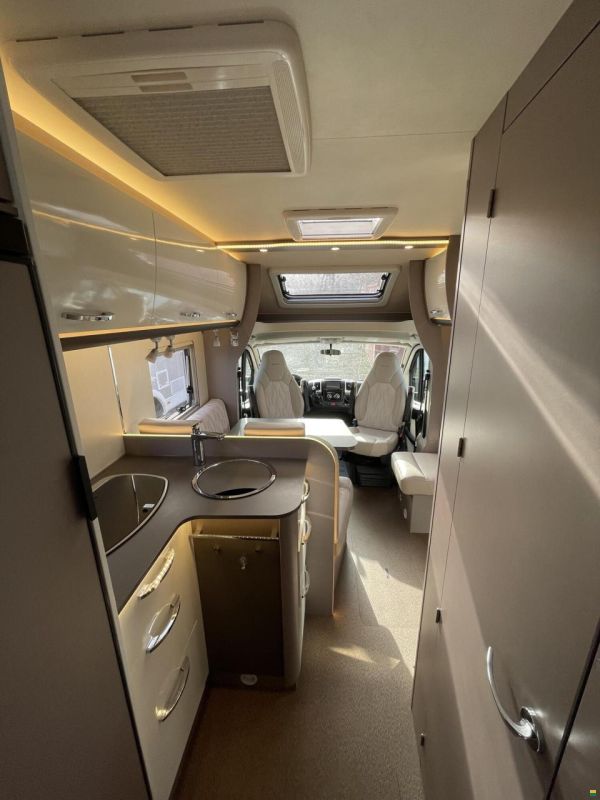 Bürstner Limited T 690 G