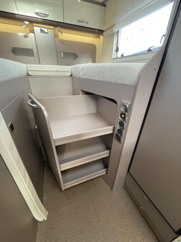 Bürstner Limited T 690 G