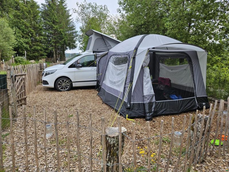 Pössl Campstar V-Klasse 250d 4Matic