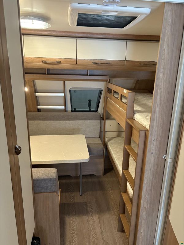 Hobby De Luxe 515 UHK