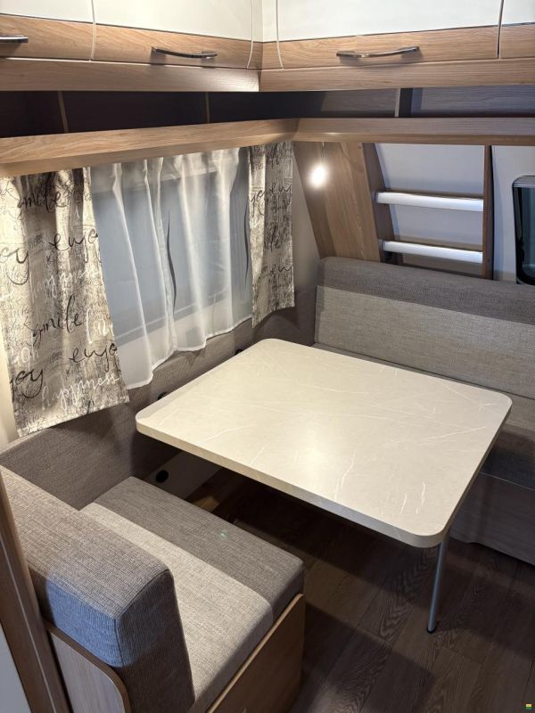 Hobby De Luxe 515 UHK