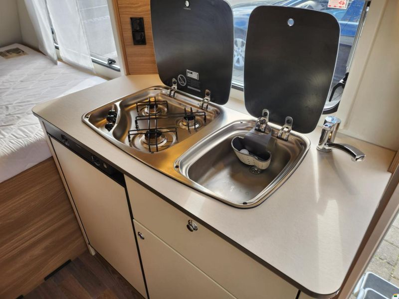 Bürstner Premio Life 430 TS